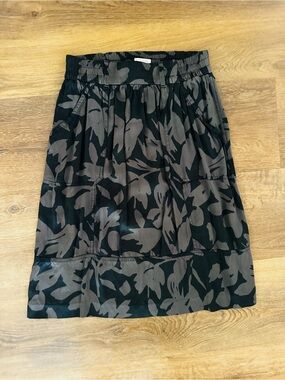 Anne Taylor LOFT Gray & Black Shadow Floral Flowy Midi Skirt XS